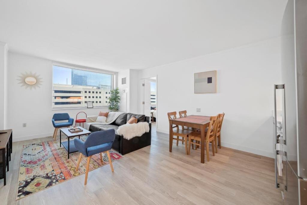 Huge Beachfront Condo Cozysuites At Showboat Atlantic City Exterior foto