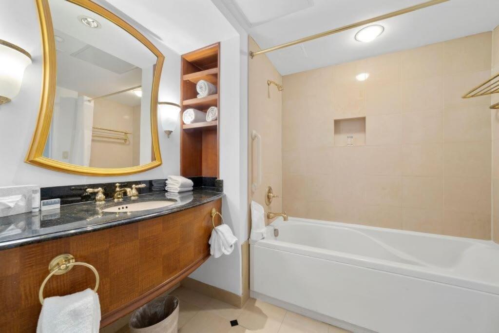 Huge Beachfront Condo Cozysuites At Showboat Atlantic City Exterior foto